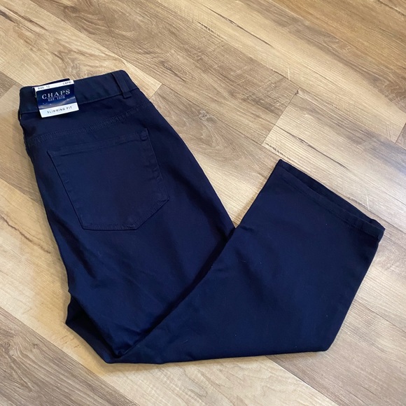 Old Navy Denim - SALE: Chaps navy blue Jeans Capri pants - New with tags - size 12